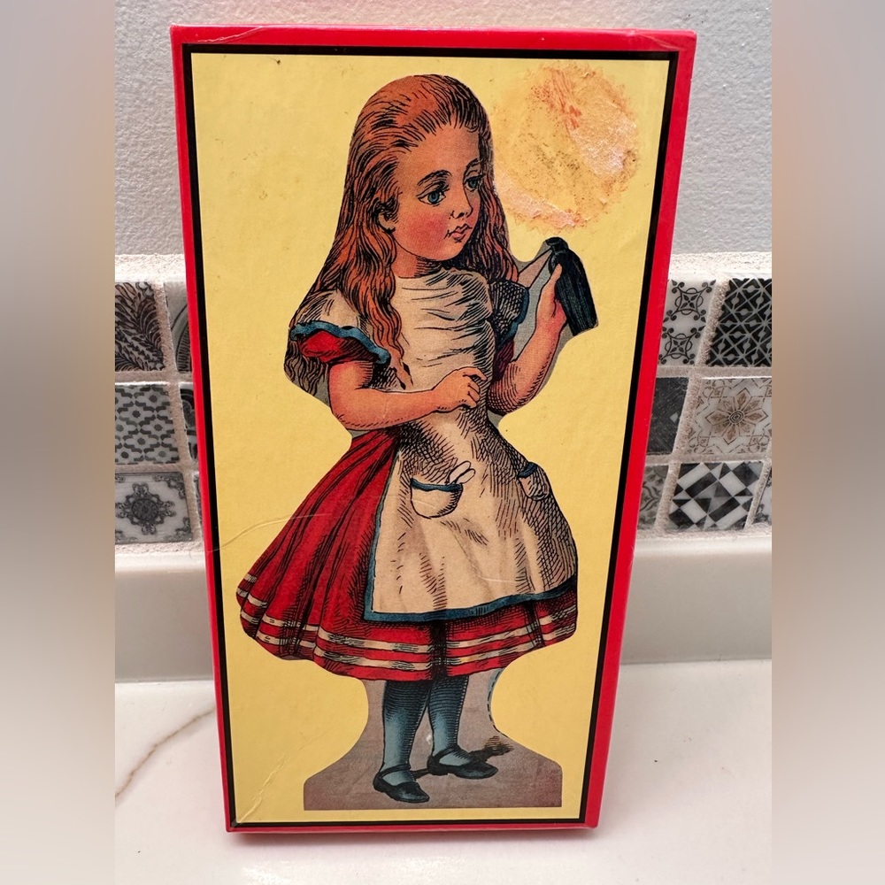 Vintage Alice in Wonderland notecards complete set Mad Hatter Card Soldier Guard